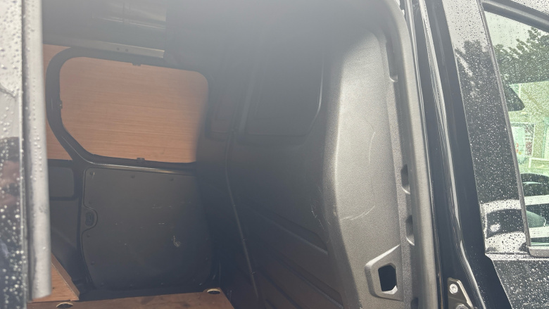 Nissan Townstar L1 Petrol 1.3 Tekna Van